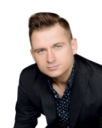 Алексей Хлестов<small>Белорусский исполнитель, неоднократный обладатель титула «Лучший певец года» Беларуси</small>